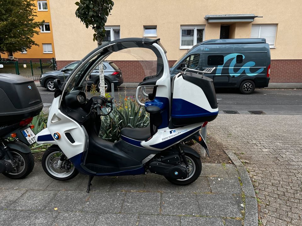 BMW C1   Exekutive 200 und Williams125 ccm in Köln