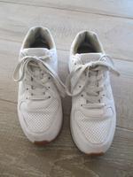 schöne, weiße Sneaker von Esprit, Gr. 38 (eher 37,5) Nordrhein-Westfalen - Siegburg Vorschau