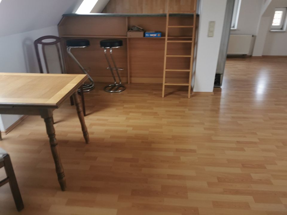 nette kleine Dachgeschosswohnung in Meisdorf in Meisdorf