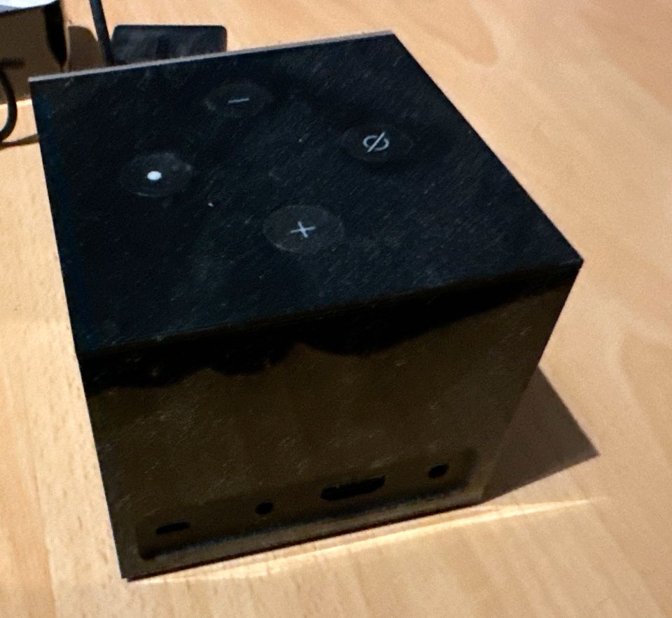 Fire TV Cube (Vorherige Generation) + LAN Adapter in Eckernförde