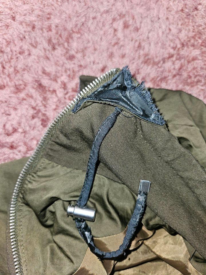 Zara Übergangs Jacke gr.xs khaki in Burgbernheim