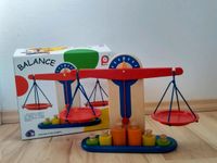 Waage Spielwaage Balance Holz - Pintoy Nordrhein-Westfalen - Netphen Vorschau