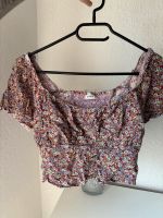 Pimkie Crop Top mit Blümchen Gr. S Berlin - Steglitz Vorschau