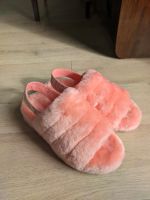 UGG Schuhe, gr 37, neu, tolle Farbe!!!  inkl Versand 44 € Nordrhein-Westfalen - Remscheid Vorschau