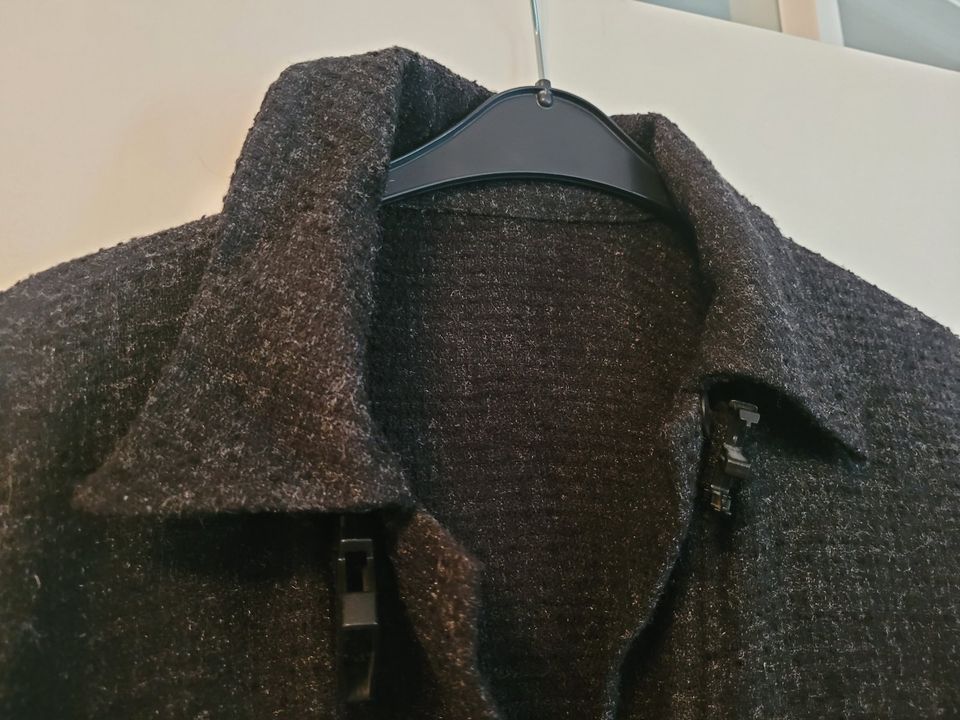 interessant geschnittenes schwarz-graues Oberteil (Jacke) XXL in Delmenhorst