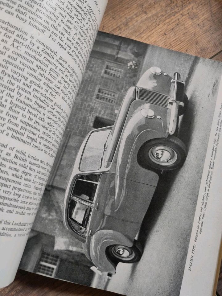 Motor Year Book 1951, signiert von Autoren, selten gut erhalten in Bautzen