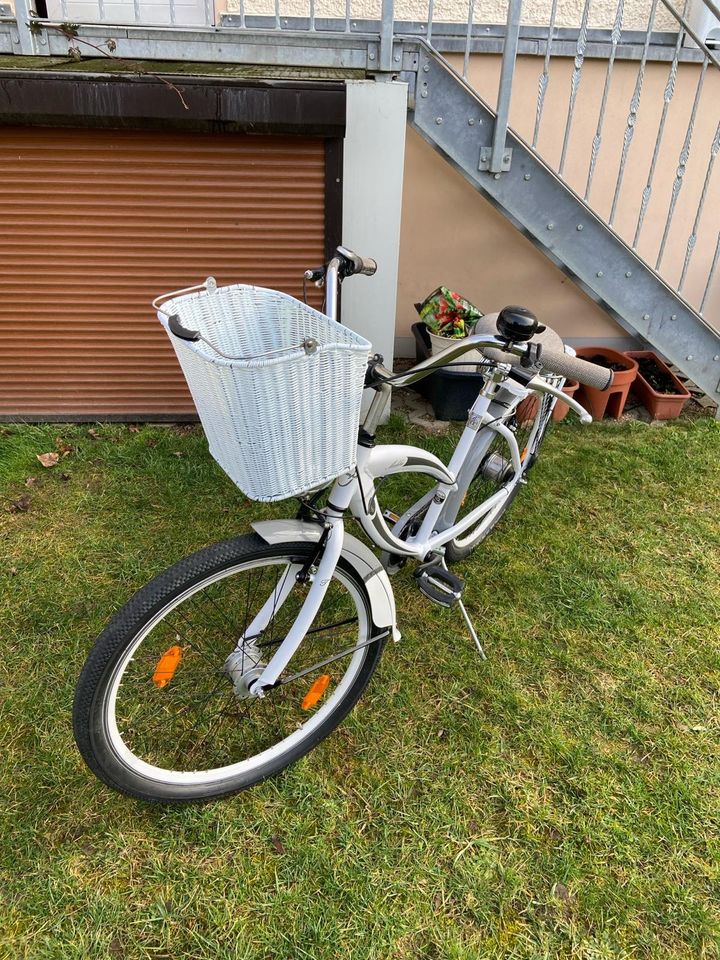 Damen Cruiser Bike 26 Zoll sehr guter Zustand in Colditz