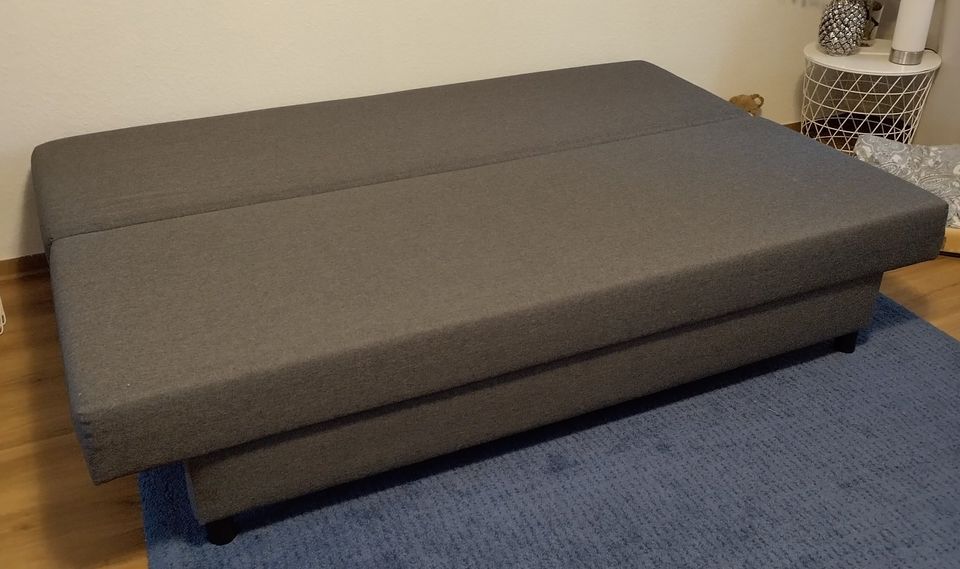 Couch grau dunkel - Bett Couch Funktion mit Bettkasten in Frankfurt am Main