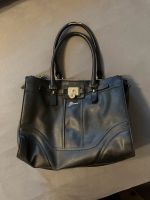 Handtasche GUESS, schwarz Bayern - Großostheim Vorschau