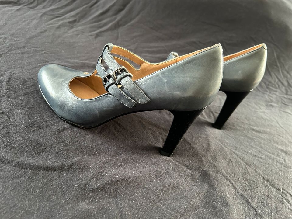 Schuhe/Damen/Pumps in Wiesentheid