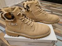 Fila Damen Schuhe Leder Größe 40 Neu Stiefel Nordrhein-Westfalen - Werl Vorschau