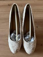Tamaris Pumps Beige Gr. 38 Sachsen - Ebersbach/Sachsen Vorschau