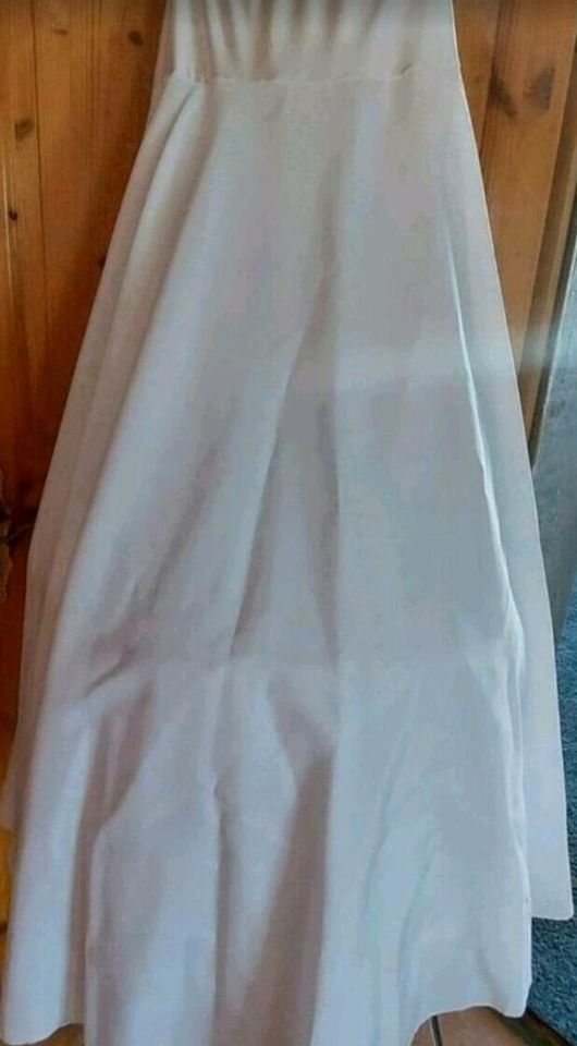 Brautkleid Hochzeitskleid Prinzessin ivory 38 M Schleier Reifrock in Klein Vielen