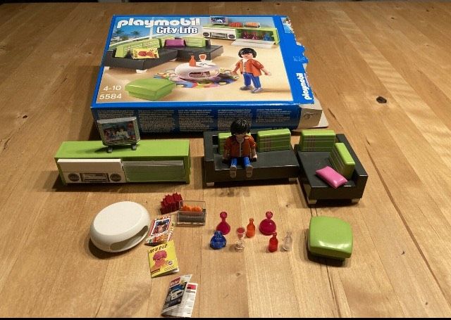 Playmobil City Life Wohnzimmer 5584 in Aichwald