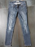 Demi curve low Rise skinny Levis Gr 28/32 Jeans Hessen - Freigericht Vorschau