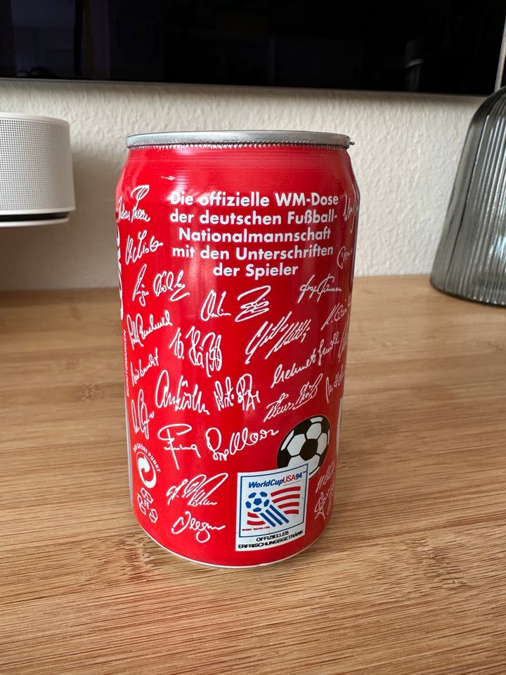 2 Coca-Cola Sammeldosen Europameister 1996 und WM 1994 in Frankfurt am Main
