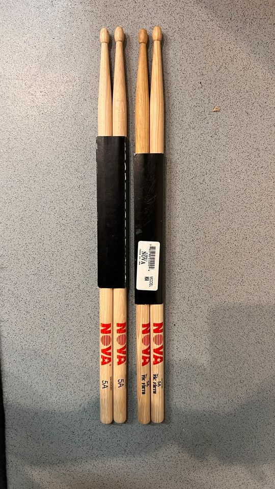 Verschiedene ungenutzte Drumsticks | Vic Firth Pro Mark Vater in Asperg