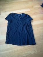 ESPRIT Schwarzes T-Shirt V-Ausschnitt Gr. XS - S fällt locker München - Hadern Vorschau