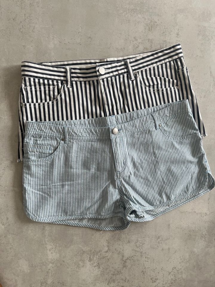 Primark Sommer Shorts 42 XL gestreift Set in Trier