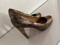 Goldene Pumps von Michael Kors Köln - Porz Vorschau