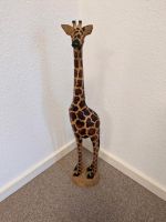 Giraffe - geschnitzt - Holz - Namibia - Afrika Nordrhein-Westfalen - Steinhagen Vorschau