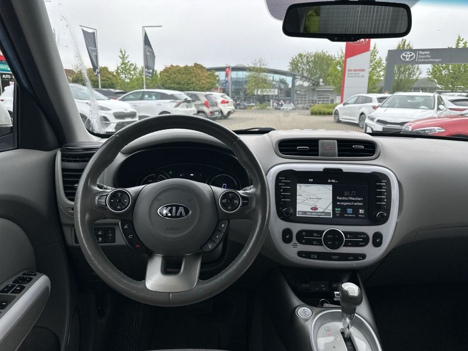 Kia Soul EVPlay EV Play Navi Klimaautom SHZ LenkradH in Eschweiler