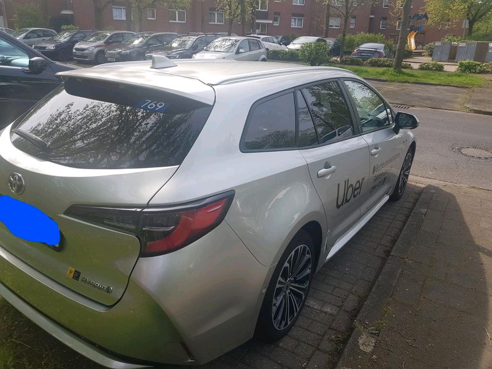 Toyota Corolla Hybrid in Köln