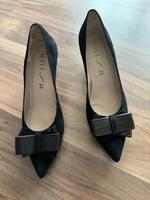 Unisa Wildleder Pumps High Heels 40,5 Neuwertig Schwarz Niedersachsen - Braunschweig Vorschau
