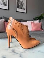 Guess Stiefelletten 36 Neu Beige Braun Gold Schuhe Heels NP: 199€ Schleswig-Holstein - Lübeck Vorschau