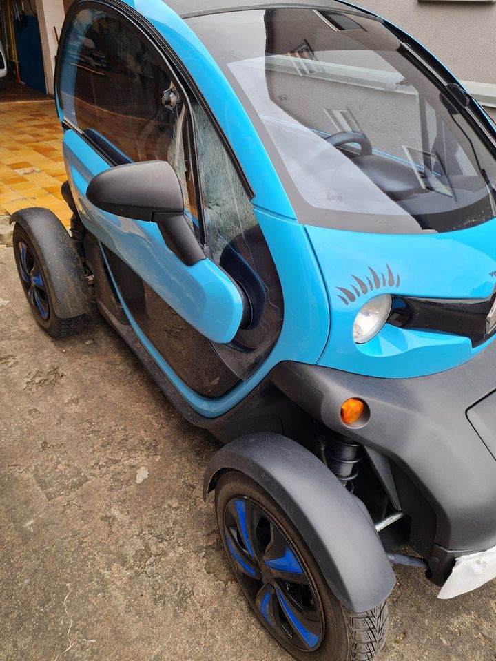 Renault Twizy 80 mit Batteriemiete in Sennfeld