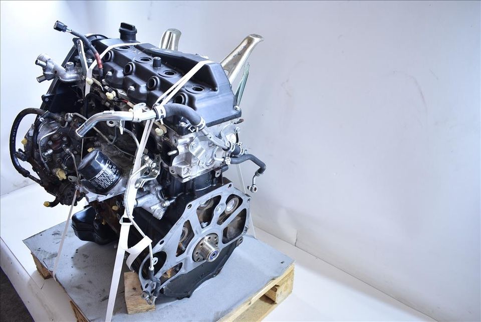 ✔️ Motor 2.5 D4D 2KD TOYOTA HILUX 2009-2015 43TKM UNKOMPLETT in Berlin