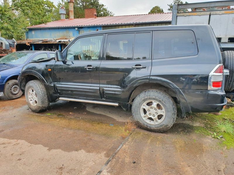 Mitsubishi Pajero V60 Schlachtfest Ersatzteile Teile Bj. 2001 in  Niedersachsen - Bremervörde | Ersatz- & Reparaturteile | eBay Kleinanzeigen  ist jetzt Kleinanzeigen