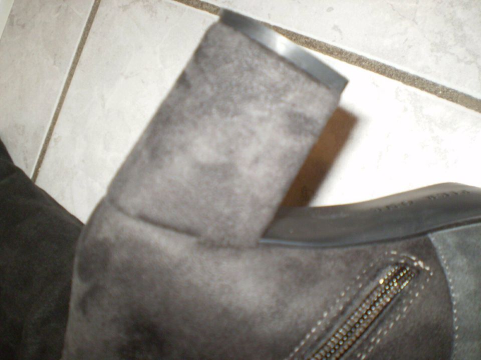 Pier One Damen Stiefel mit Schleife,Gr.39 ,Grau,Leder in Schönbornerhof