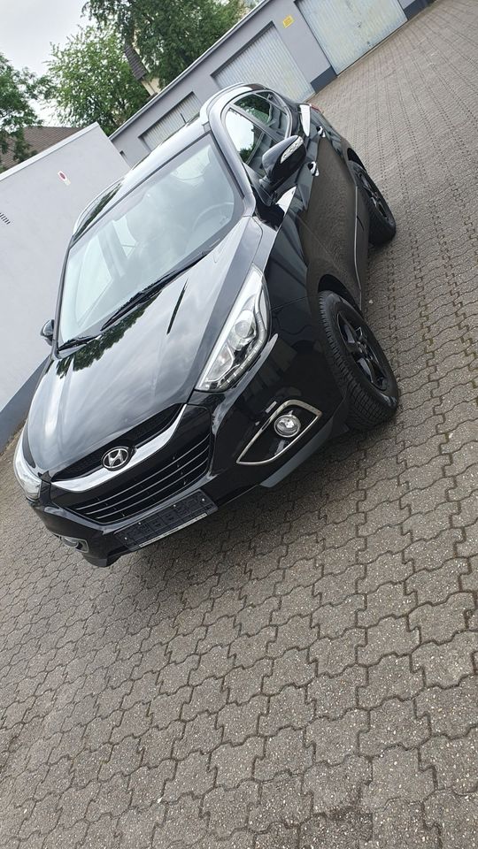 Hyundai ix35 1.6 Klimaautomatik Android Teilleder in Duisburg