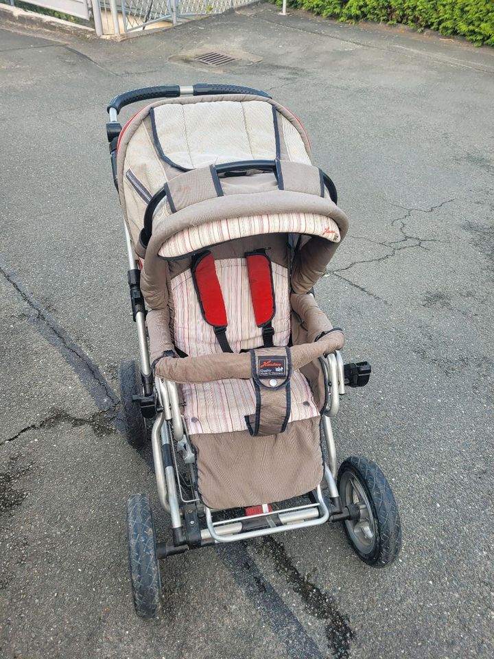 Kinderwagen Hartan in Neudrossenfeld