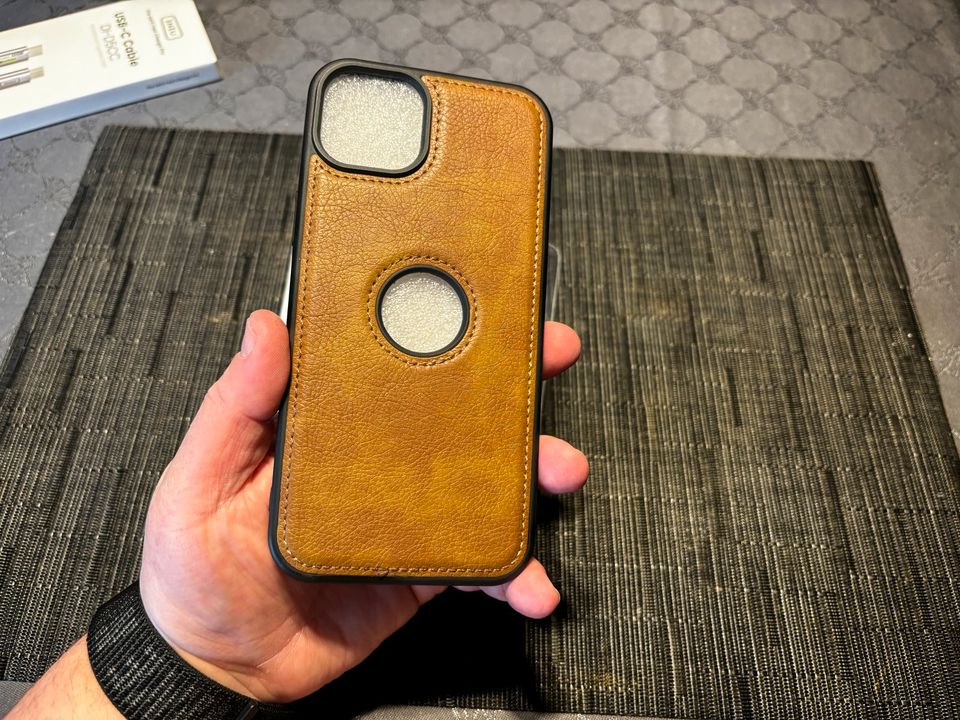 iPhone 15 Plus Leder Hülle Case + Panzerglas NEU OVP in Dortmund