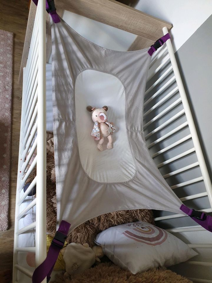 Baby Hängematte evtl fürs Bett in Schirmitz