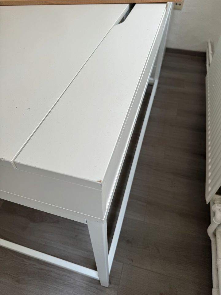 Ikea Schreibtisch in Braunschweig