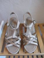 Sandalen in altrose von S. Oliver, Größe 38, top Zustand Hessen - Oestrich-Winkel Vorschau