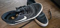 Nike SB Turnschuh Sneaker Damen schwarz weiß 39 Hessen - Gelnhausen Vorschau
