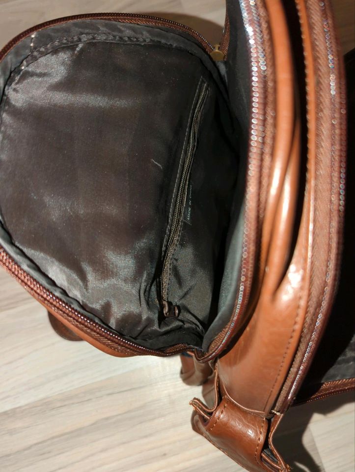 Neuware Rucksack Handtasche ca 30x30 cm braun in Quickborn