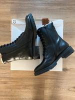Warme Lederstiefel, Größe 38 Nürnberg (Mittelfr) - Mitte Vorschau