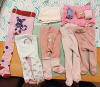 Zu verschenken: Babykleidung Mädchen Strumpfhosen, Socken, Mütze Niedersachsen - Schortens Vorschau