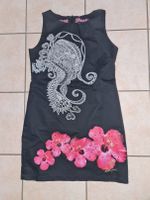 Desigual kleid etuikleid gr 42 44 schwarz floral Nordrhein-Westfalen - Gladbeck Vorschau