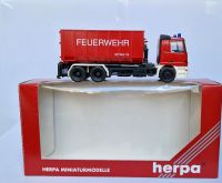 Herpa 1:87 MB Actros M Feuerwehr WLF mit Abrollbehälter Container Nordrhein-Westfalen - Hemer Vorschau