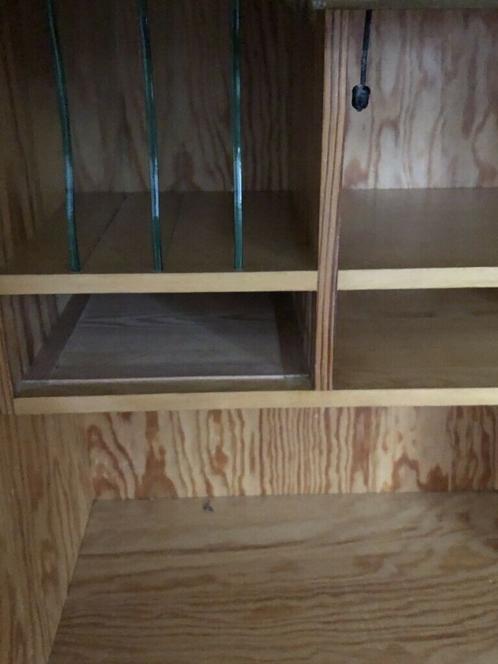 Sekretär Schreibsekretär Kommode Highboard Schrank Schreibtisch in Zwickau