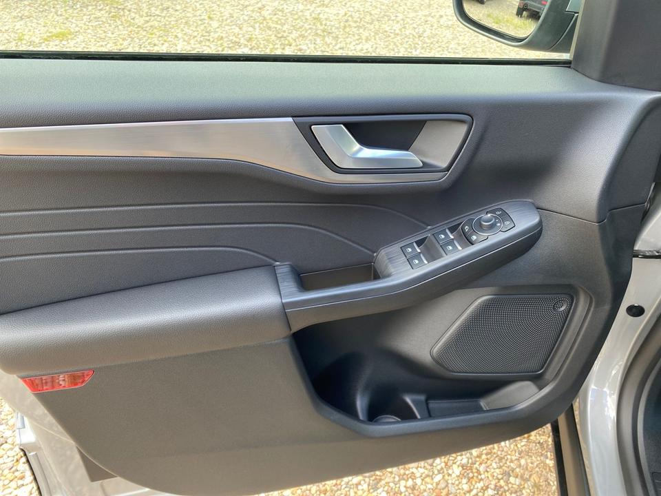 Ford Kuga Titanium X 2,5 PHEV ACC KAM NAV HUD DAB in Gardelegen  