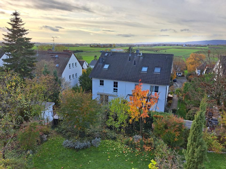 Doppelhaushälfte mit Fernblick in Wiesbaden