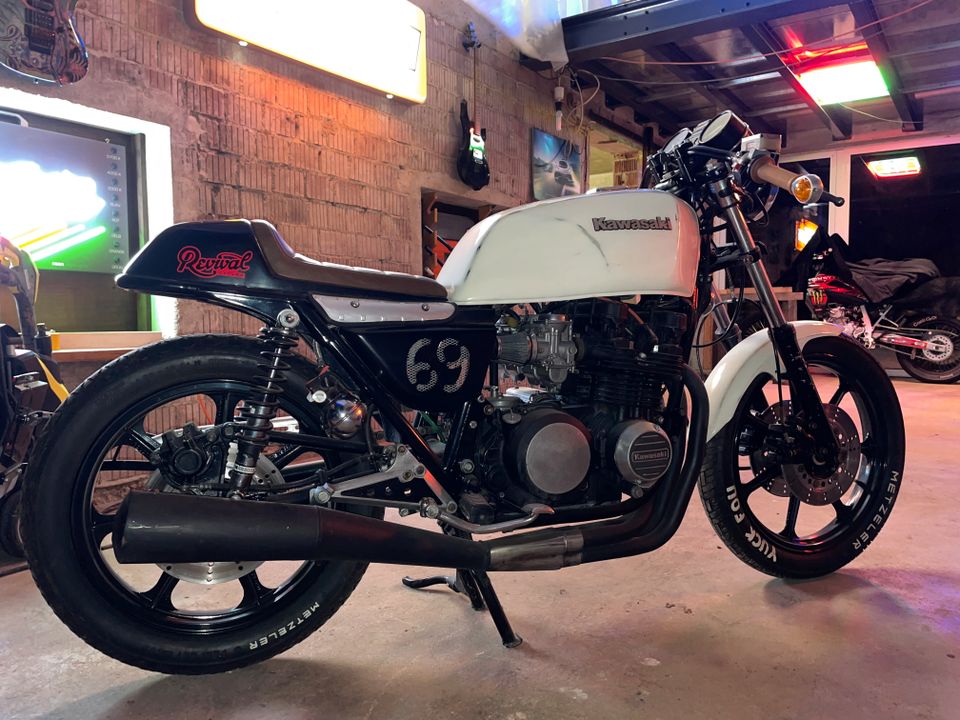 Kawasaki (J) KZ 750 E Cafe Racer Umbau in Obersulm