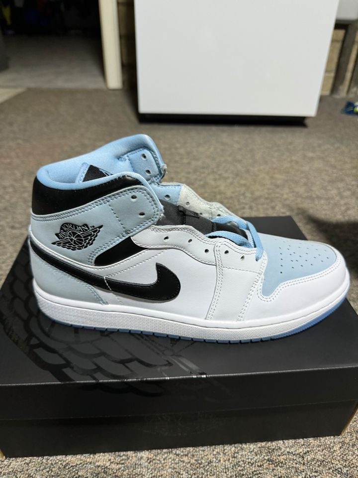 Air Jordan 1 ice blue black in Hamburg